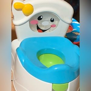 Fisher-Price Baby Toddler Toilet and BC Wonder Woman Potty training seat